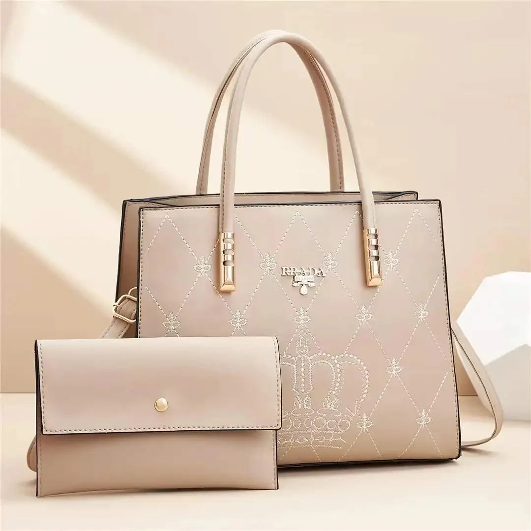 Bolsa Embroidered Voyage