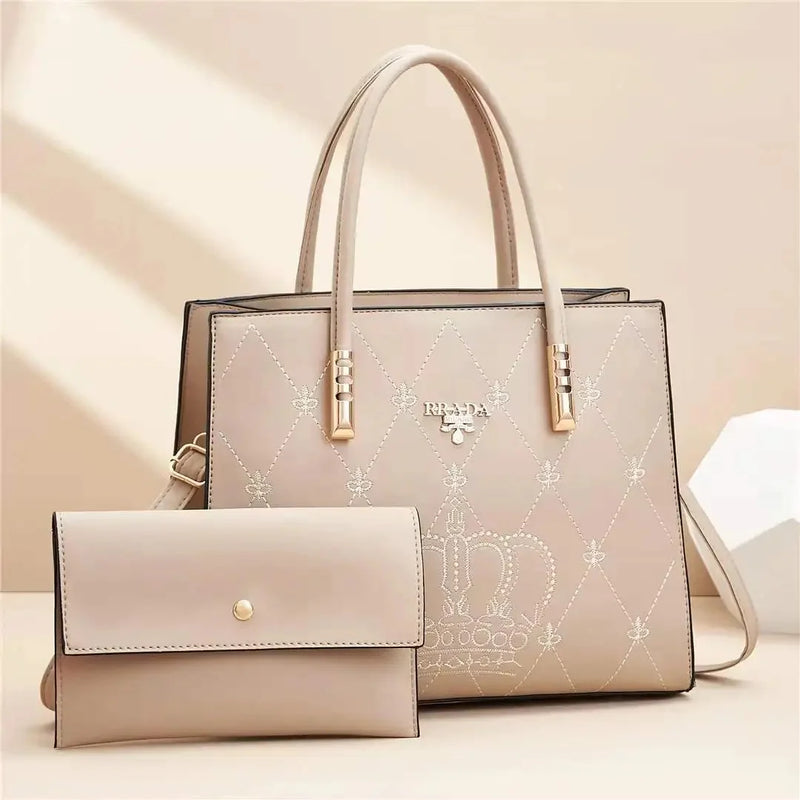 Bolsa Embroidered Voyage