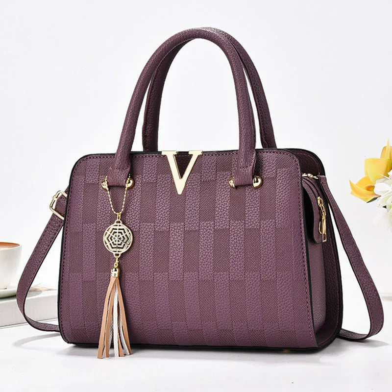 Bolsa Velvet Curve
