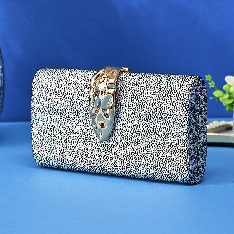 Bolsa Leaf Clutch