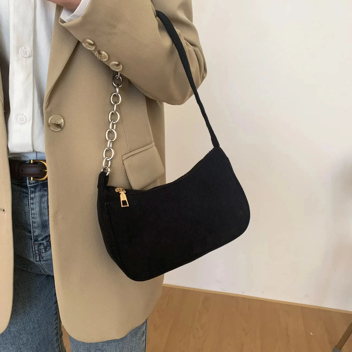 Bolsa Vintage de Veludo Cotelê